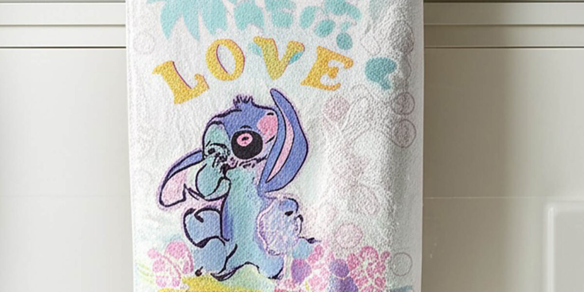 Toalha de Banho Infantil Menino Personagem Stitch